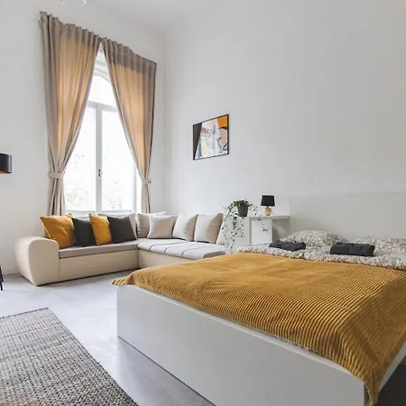Lovely & Modern In The Heart Of The *